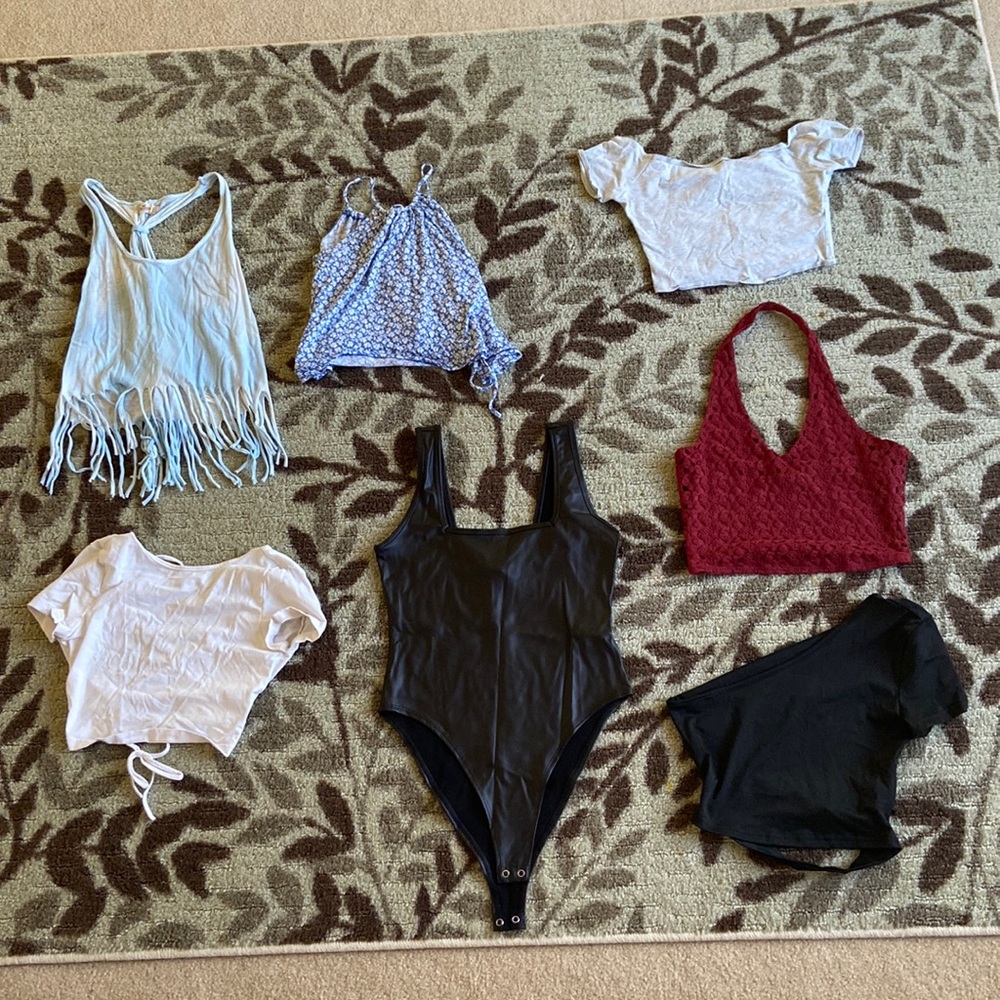 Front and Back of 7 Cropped Tops
